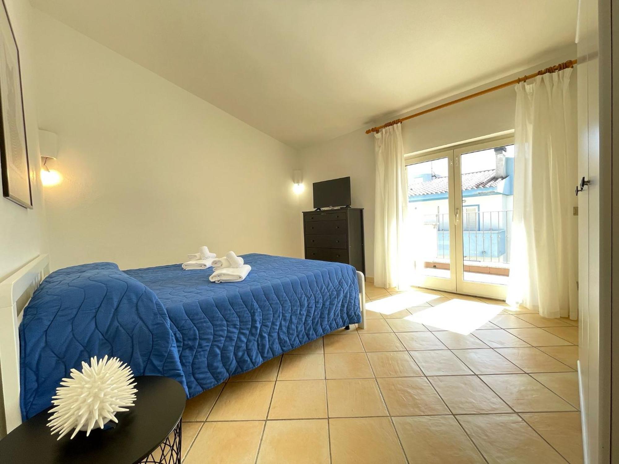 Residence Ponente Санта-Тереза-Галлура Екстер'єр фото